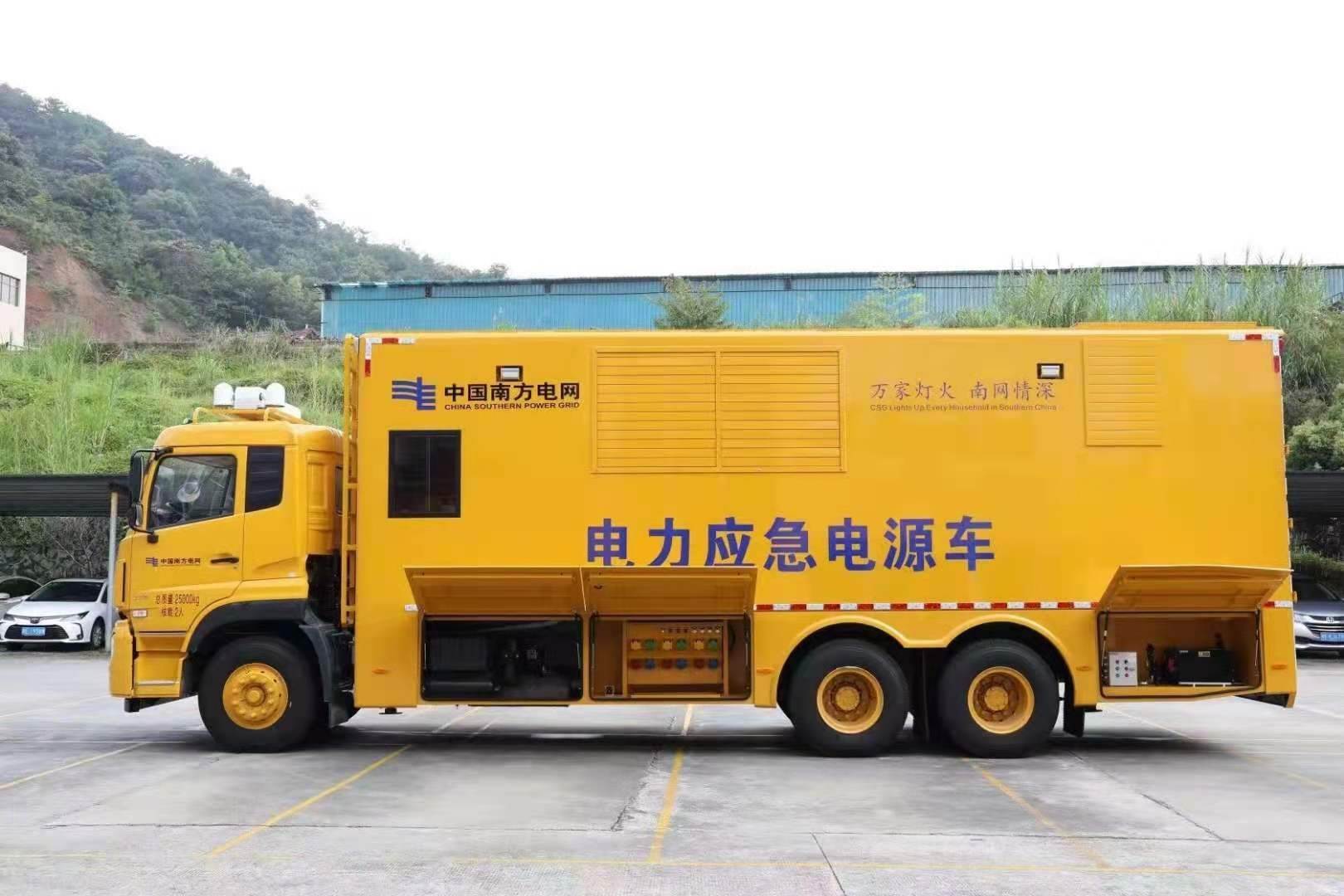 竞秀安康大型柴油发电机发电车UPS电源出租租赁
